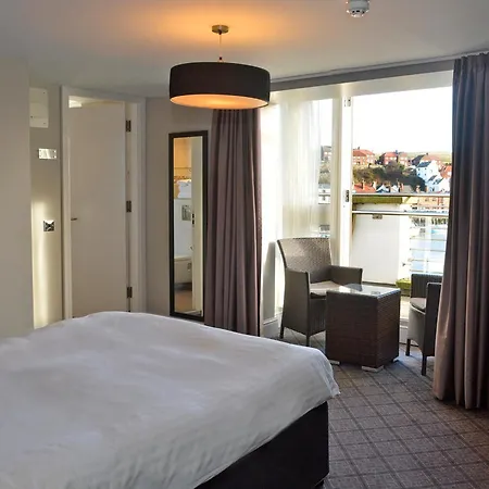 酒店 The Angel Wetherspoon 惠特比