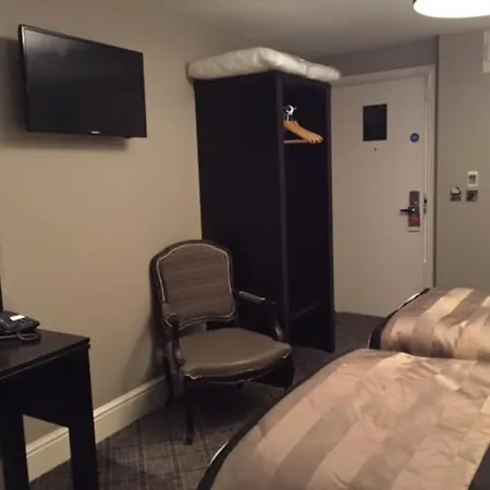 The Angel Wetherspoon 4*